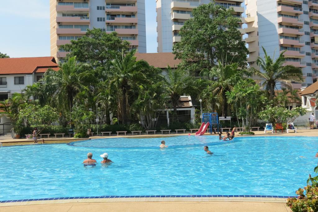 View Talay 1B Apartments Pattaya Extérieur photo