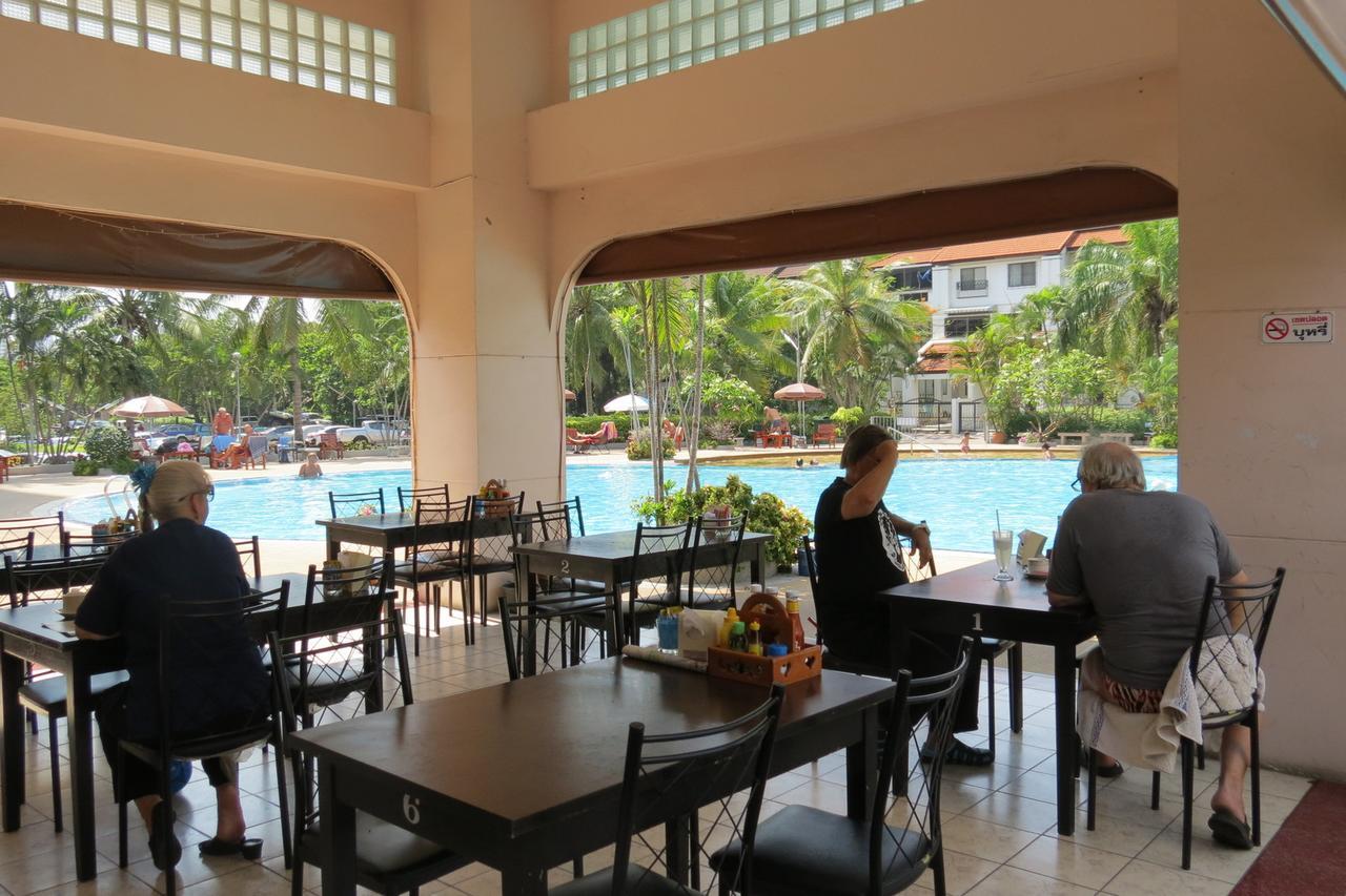 View Talay 1B Apartments Pattaya Extérieur photo